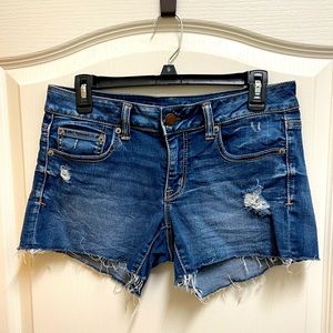 Distressed shorts